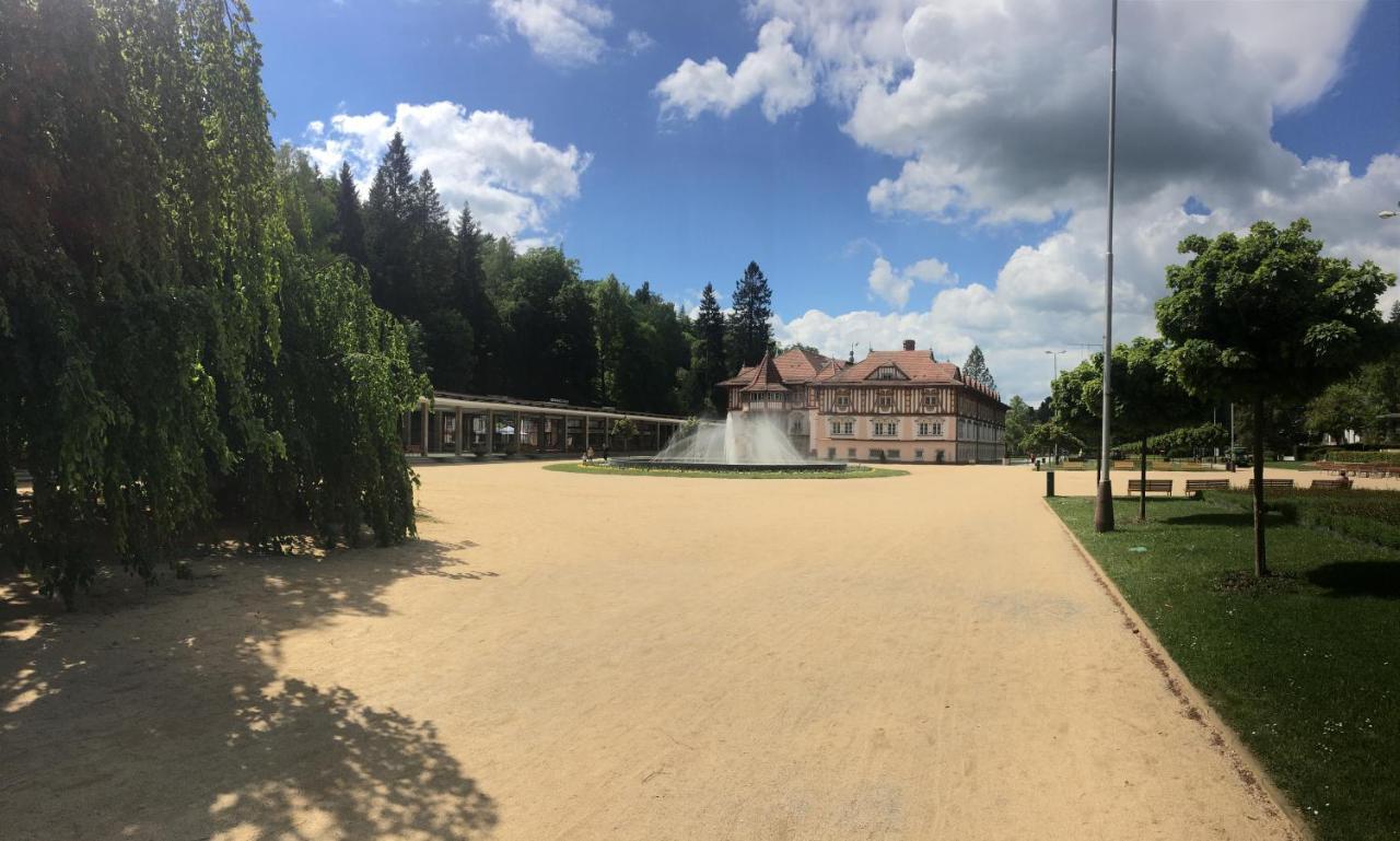 Ubytovani V Soukromi Luzne Luhacovice Luaran gambar